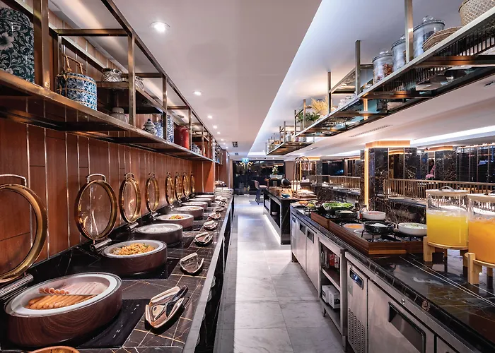 Hotel Samala Sukhumvit 15 By Kingston 4*