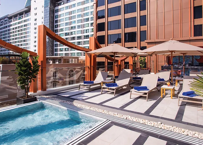 Hotel Samala Sukhumvit 15 By Kingston 4*